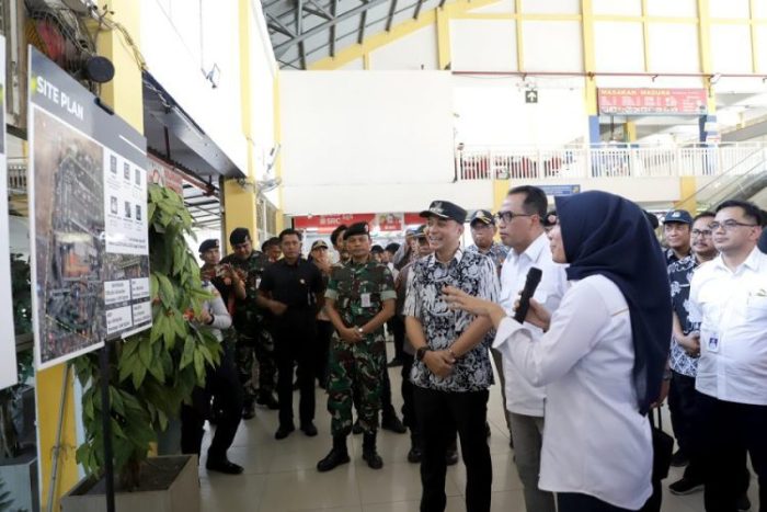 Kunjungan Menteri Perhubungan RI, Budi Karya Sumadi, di Terminal Purabaya Sidoarjo, Jumat (14/7/2023).